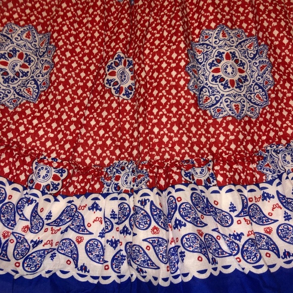 Old Navy XS, red, white and blue skirt - Picture 3 of 5